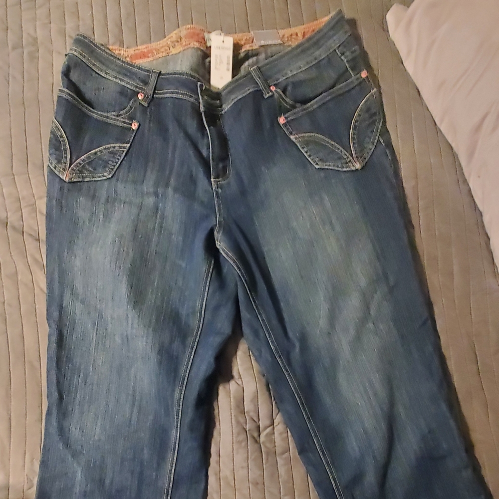 NWT Venezia size 20 crop jeans